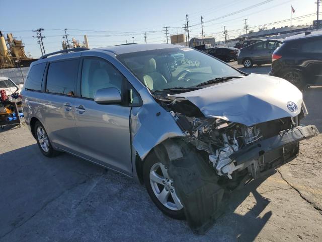 Photo 4 from auction – 2011 TOYOTA SIENNA LE with VIN 5TDKK3DC9BS066555