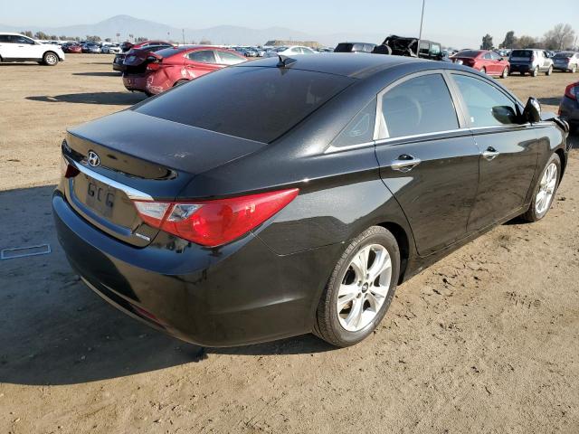 Photo 4 from auction – 2013 HYUNDAI SONATA SE with VIN 5NPEC4AC7DH790631