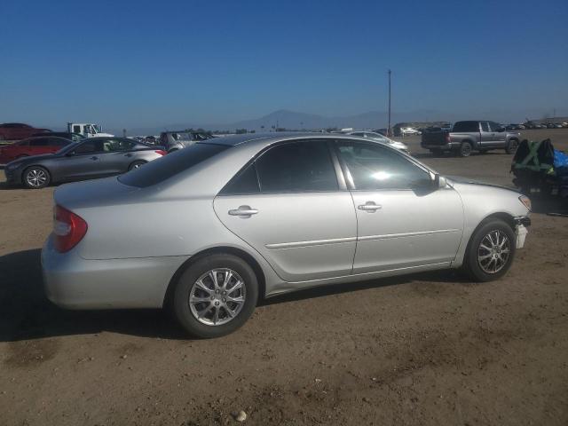 Photo 3 from auction – 2002 TOYOTA CAMRY LE with VIN 4T1BE32K72U113655