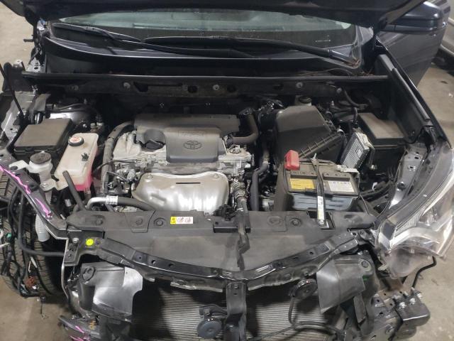 Photo 12 from auction – 2018 TOYOTA RAV4 LE with VIN JTMBFREV1JJ259754