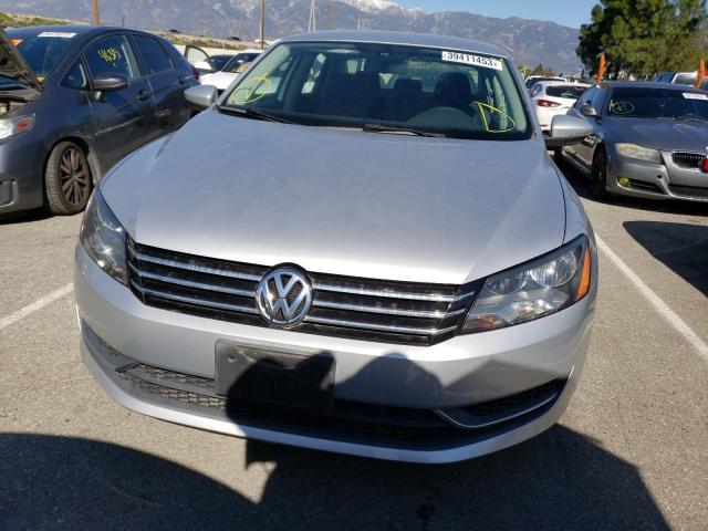 Photo 5 from auction – 2012 VOLKSWAGEN PASSAT S with VIN 1VWAP7A32CC062727