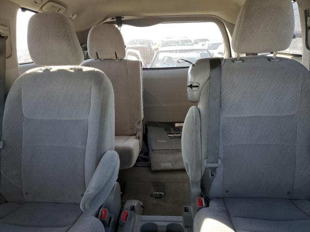 Photo 10 from auction – 2015 TOYOTA SIENNA LE with VIN 5TDKK3DC1FS590112