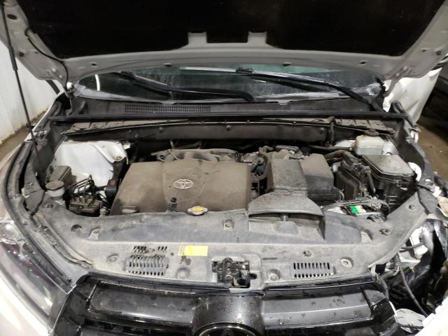 Photo 11 from auction – 2017 TOYOTA HIGHLANDER with VIN 5TDKZRFHXHS518707