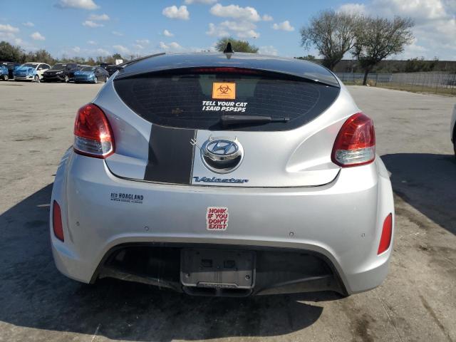 Photo 6 from auction – 2014 HYUNDAI VELOSTER with VIN KMHTC6AD6EU182906