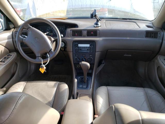 Photo 8 from auction – 2000 TOYOTA CAMRY LE with VIN 4T1BF28K0YU943370