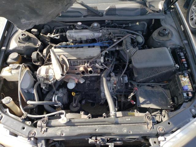 Photo 11 from auction – 2000 TOYOTA CAMRY CE with VIN 4T1BG22K6YU934405