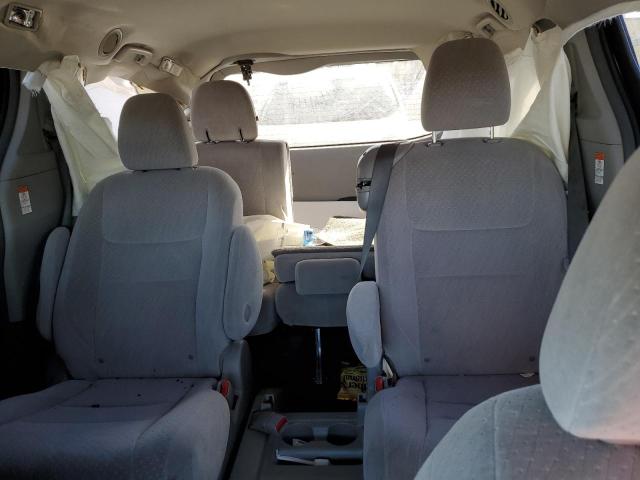 Photo 10 from auction – 2016 TOYOTA SIENNA LE with VIN 5TDKK3DC8GS748480