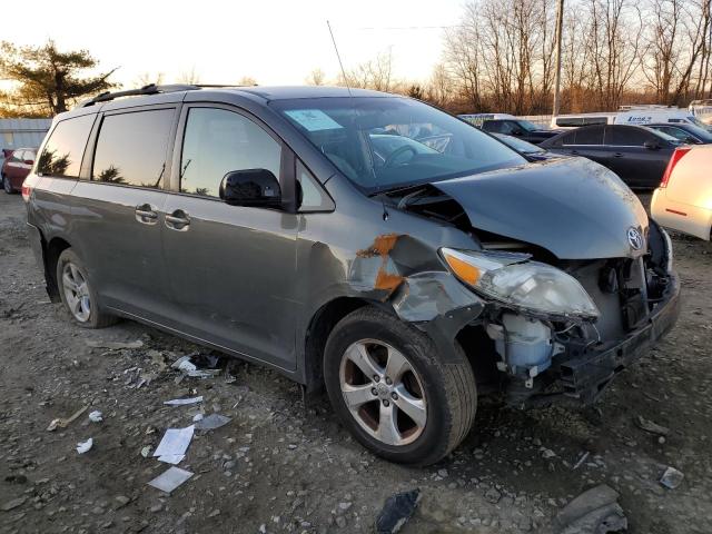 Photo 4 from auction – 2011 TOYOTA SIENNA LE with VIN 5TDKK3DC6BS088691