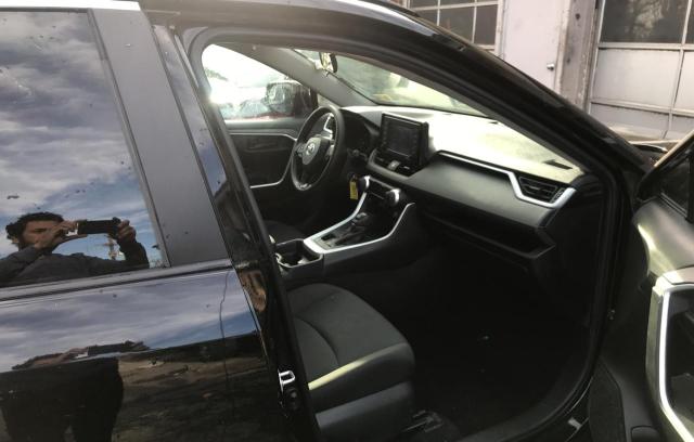 Photo 5 from auction – 2020 TOYOTA RAV4 LE with VIN 2T3F1RFV5LC098622