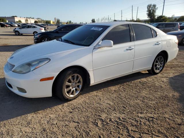 LEXUS ES 300 2002 with VIN JTHBF30G425017376 - Photo from auction