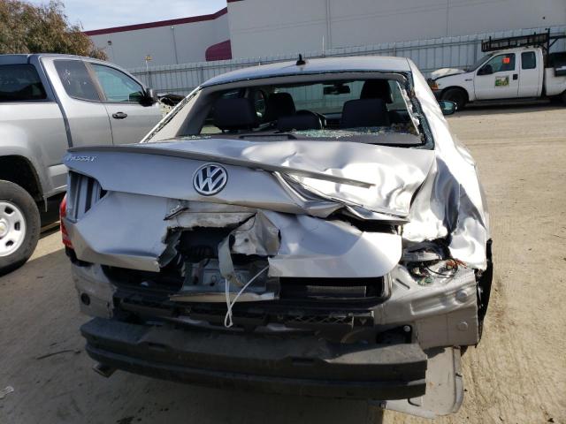 Photo 6 from auction – 2013 VOLKSWAGEN PASSAT SE with VIN 1VWBP7A39DC040682