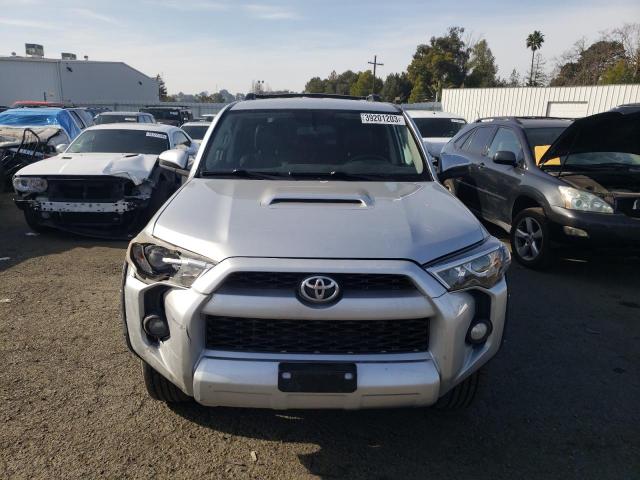 Photo 5 from auction – 2014 TOYOTA 4RUNNER SR with VIN JTEBU5JR3E5171208
