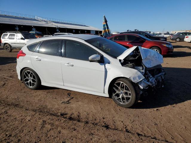 Photo 4 from auction – 2015 FORD FOCUS SE with VIN 1FADP3K22FL369422