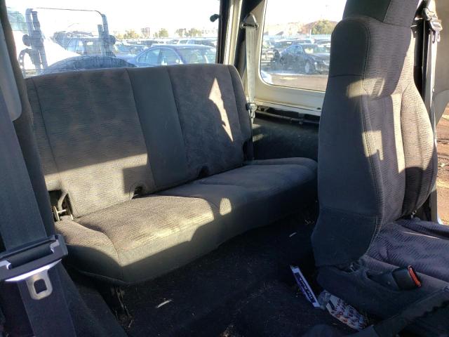 Photo 10 from auction – 2004 JEEP WRANGLER X with VIN 1J4FA39S04P798536