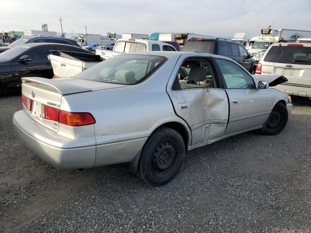 Photo 3 from auction – 2001 TOYOTA CAMRY CE with VIN JT2BF22K110339040
