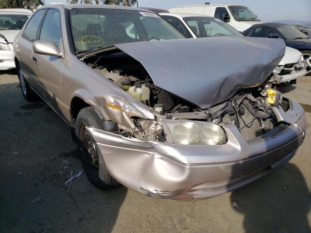 Photo 4 from auction – 2000 TOYOTA CAMRY LE with VIN 4T1BF28K0YU943370