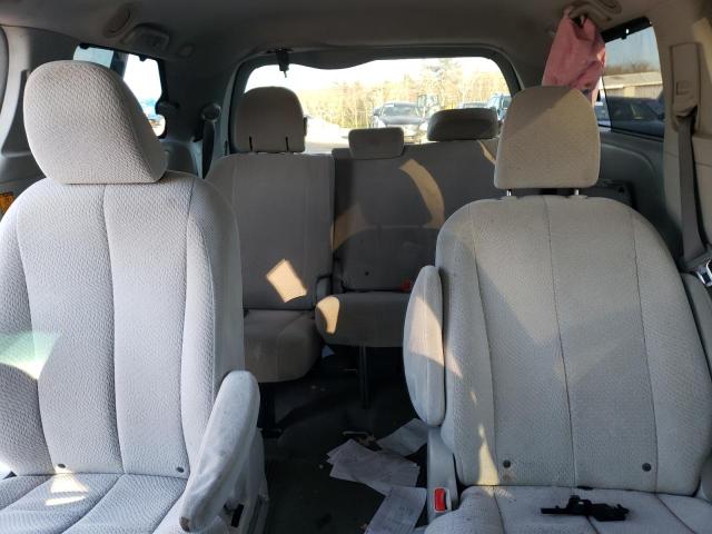 Photo 10 from auction – 2011 TOYOTA SIENNA LE with VIN 5TDJK3DC7BS012554