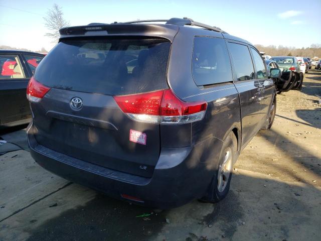 Photo 3 from auction – 2013 TOYOTA SEINNA with VIN 5TDKK3DC8DS365649