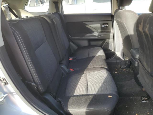 Photo 11 from auction – 2016 MITSUBISHI OUTLANDER with VIN JA4AZ3A3XGZ037447