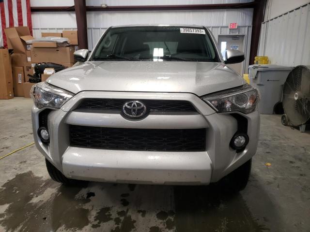 Photo 5 from auction – 2019 TOYOTA 4RUNNER SR with VIN JTEZU5JR3K5203908