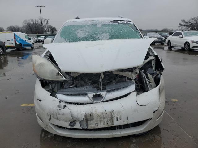 Photo 5 from auction – 2010 TOYOTA SIENNA XLE with VIN 5TDYK4CC6AS306936