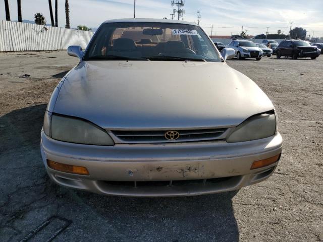 Photo 5 from auction – 1995 TOYOTA CAMRY LE with VIN JT2SK12E5S0328074