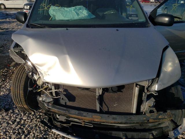 Photo 12 from auction – 2005 TOYOTA SIENNA LE with VIN 5TDBA23C45S031442