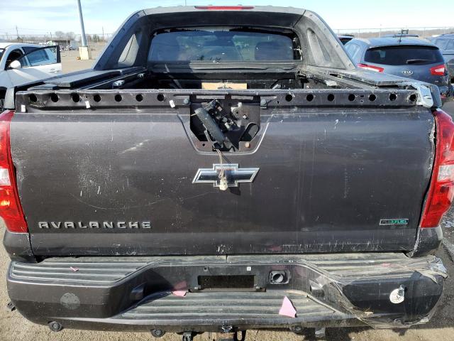 Photo 6 from auction – 2010 CHEVROLET AVALANCHE with VIN 3GNVKFE06AG256532