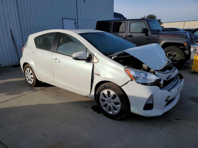 Photo 4 from auction – 2014 TOYOTA PRIUS C with VIN JTDKDTB33E1084936