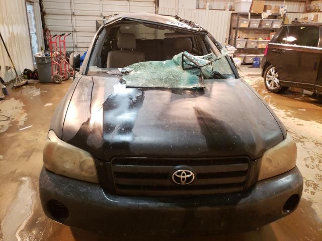Photo 5 from auction – 2004 TOYOTA HIGHLANDER with VIN JTEEP21A740013253