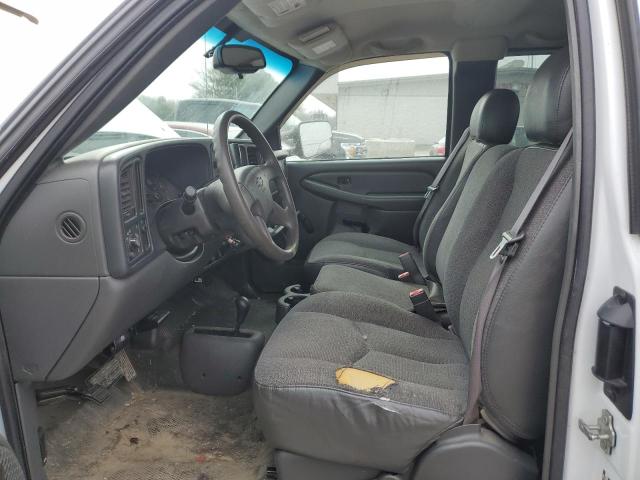Photo 7 from auction – 2004 CHEVROLET SILVERADO with VIN 2GCEK19T941308815