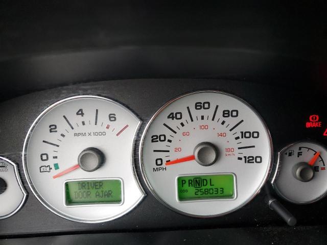Photo 9 from auction – 2005 FORD ESCAPE HEV with VIN 1FMYU95H65KD42828