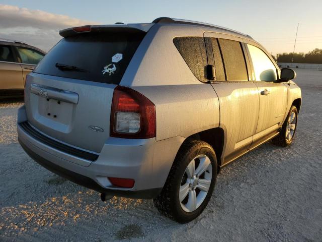Photo 3 from auction – 2015 JEEP COMPASS LA with VIN 1C4NJCEA5FD210049