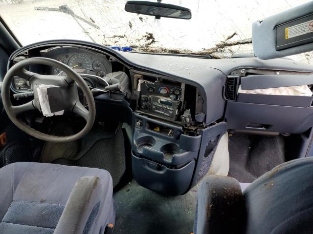 Photo 8 from auction – 1998 CHEVROLET ASTRO with VIN 1GBDM19WXWB177742