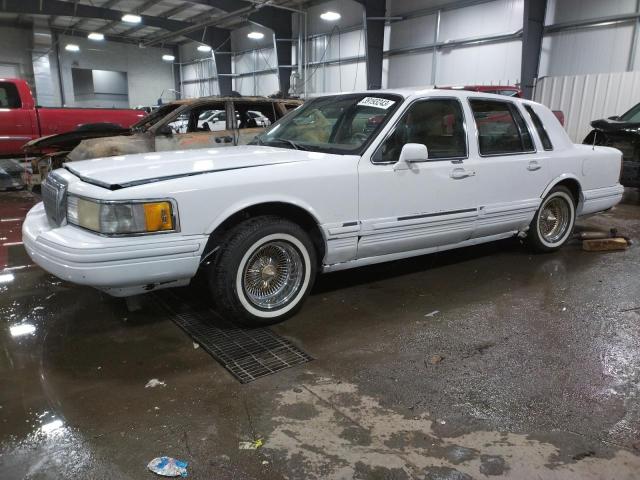 LINCOLN TOWN CAR E 1994 with VIN 1LNLM81W3RY655752 - Photo from auction