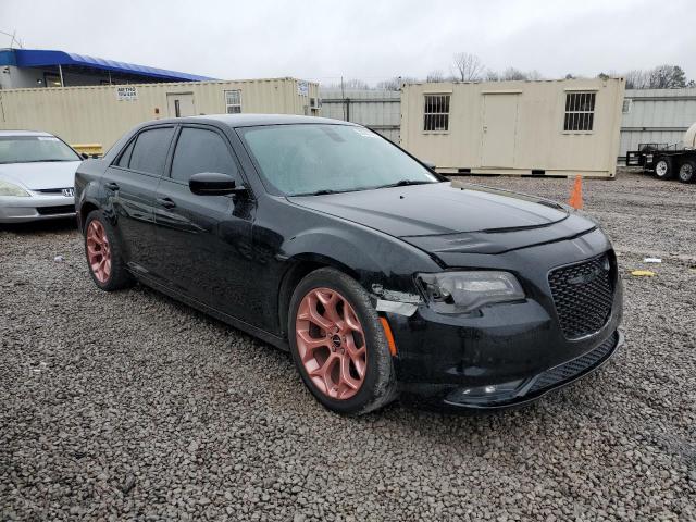 Photo 4 from auction – 2017 CHRYSLER 300 S with VIN 2C3CCABG2HH552177