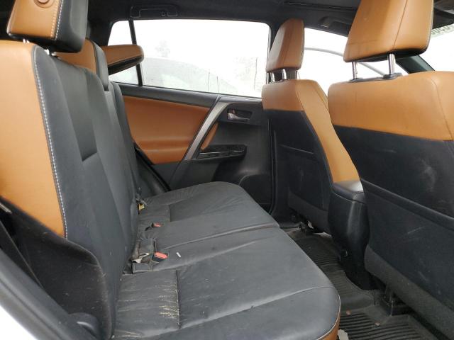 Photo 10 from auction – 2017 TOYOTA RAV4 SE with VIN JTMJFREV4HD214750