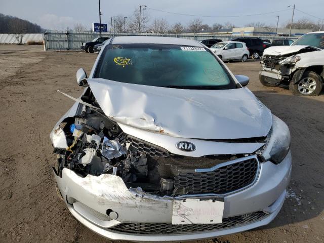 Photo 13 from auction – 2015 KIA FORTE LX with VIN KNAFK4A63F5433982