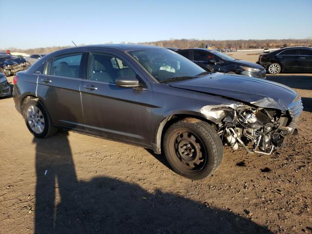 Photo 4 from auction – 2013 CHRYSLER 200 LX with VIN 1C3CCBAB6DN642414