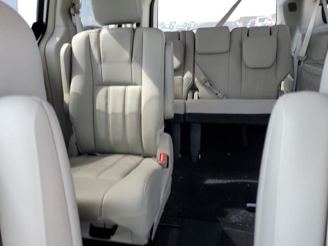 Photo 10 from auction – 2016 CHRYSLER TOWN & COU with VIN 2C4RC1CG1GR232622