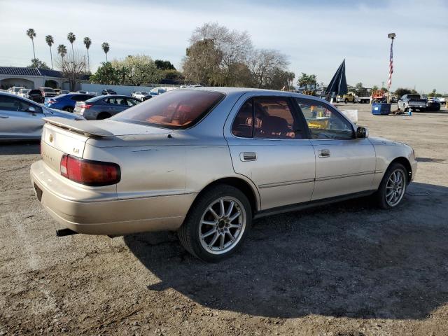 Photo 3 from auction – 1995 TOYOTA CAMRY LE with VIN JT2SK12E5S0328074