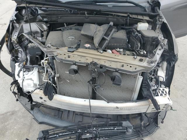 Photo 12 from auction – 2019 TOYOTA HIGHLANDER with VIN 5TDKZRFH7KS349771