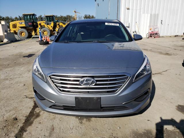 Photo 5 from auction – 2017 HYUNDAI SONATA SE with VIN 5NPE24AF1HH487671