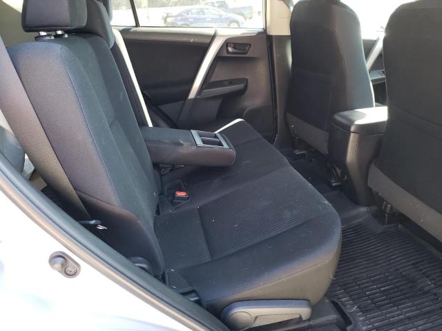 Photo 11 from auction – 2017 TOYOTA RAV4 LE with VIN 2T3BFREV6HW575856