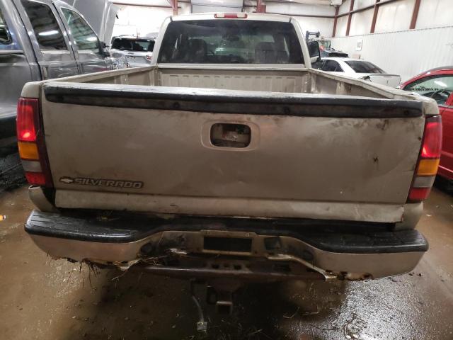 Photo 6 from auction – 2002 CHEVROLET SILVERADO with VIN 1GCHK29G92E233986