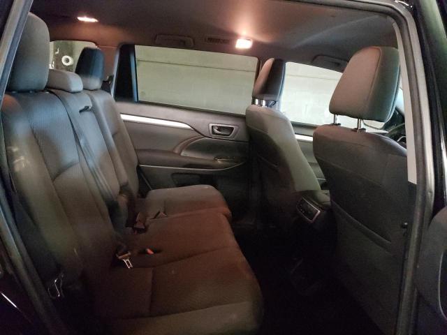 Photo 11 from auction – 2016 TOYOTA HIGHLANDER with VIN 5TDBKRFH9GS353784