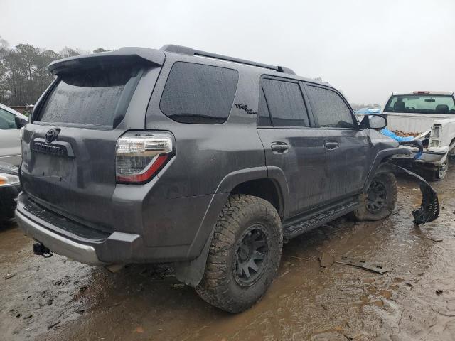 Photo 3 from auction – 2020 TOYOTA 4RUNNER SR with VIN JTEBU5JRXL5791938
