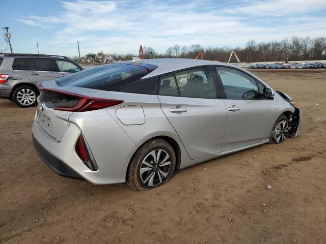 Photo 3 from auction – 2017 TOYOTA PRIUS PRIM with VIN JTDKARFP8H3004158