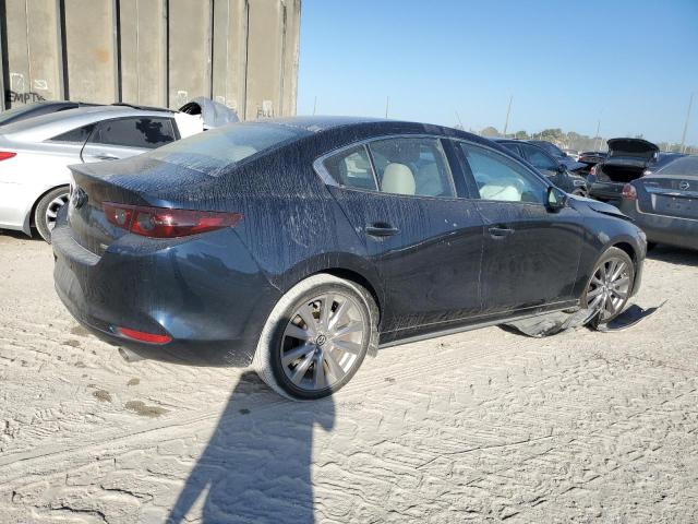 Photo 3 from auction – 2020 MAZDA 3 SELECT with VIN JM1BPACL2L1168575