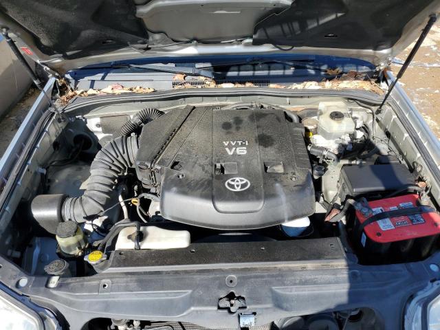 Photo 12 from auction – 2004 TOYOTA 4RUNNER SR with VIN JTEZU14R740043052